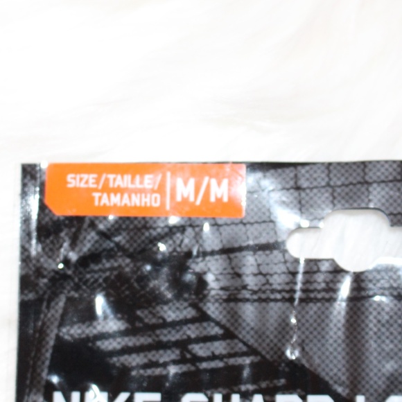 Nike and 2 Harrow, shin guard sleeve black, purple and red UNISEX - Picture 4 of 11